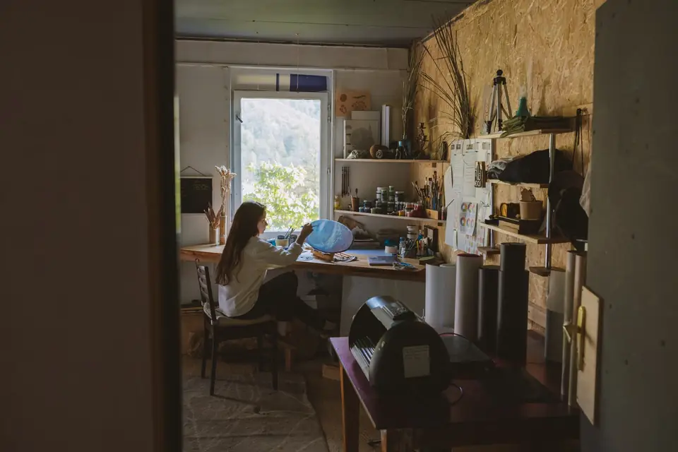 Producing genuinely original work with first-hand material