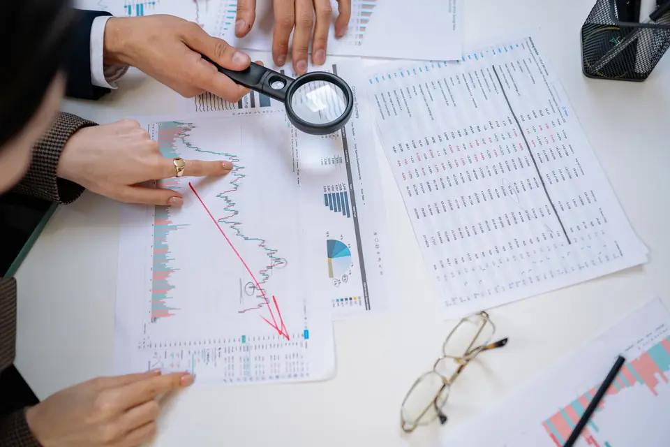 Manually reviewing a backlink profile during an audit