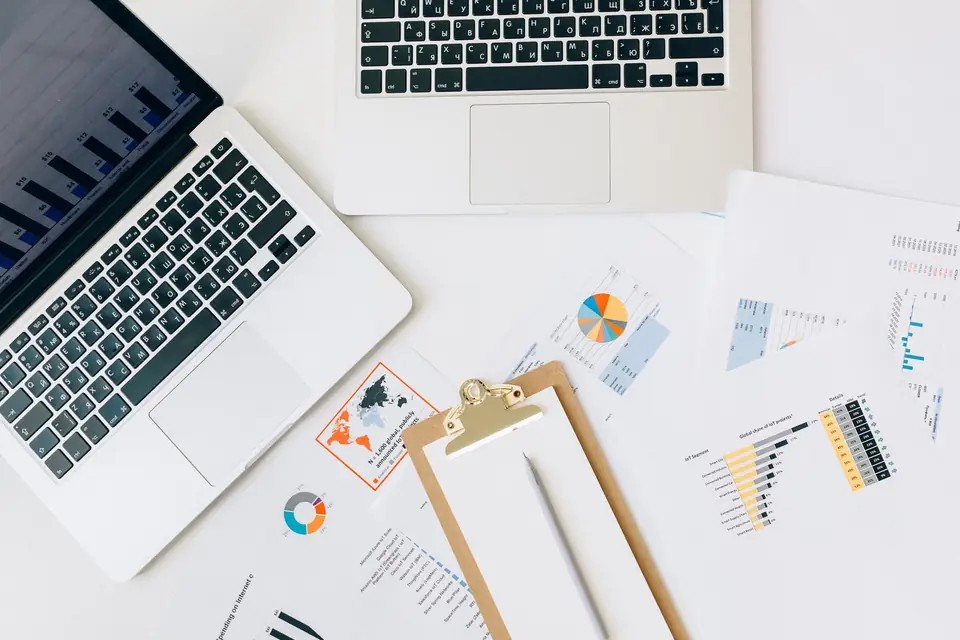 Reviewing engagement metrics to measure search intent alignment